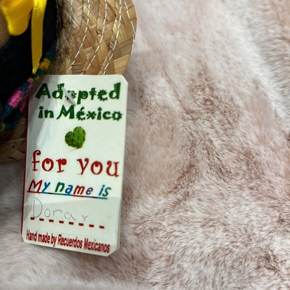 Mexican Riviera Maya Cloth Doll Swaddled Holding a Sombrero - Picture 3 of 5